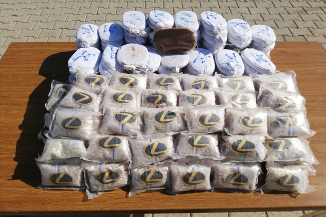 Hudut birlikleri kaçakçılığa geçit vermedi